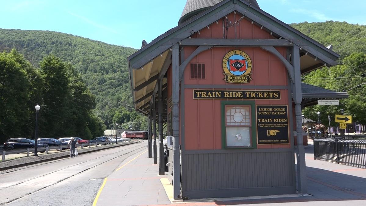 Jim Thorpe Trains to Return in August